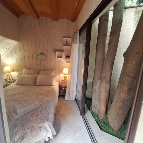 le nid arbre dans chambre