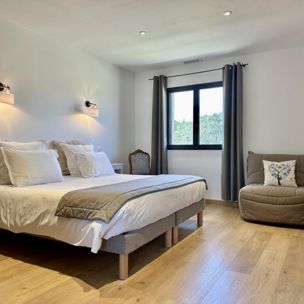 villa evajade beaumes de venise grande chambre